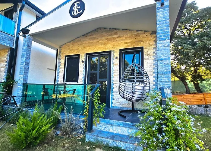 Elasu * Αλικαρνασσός