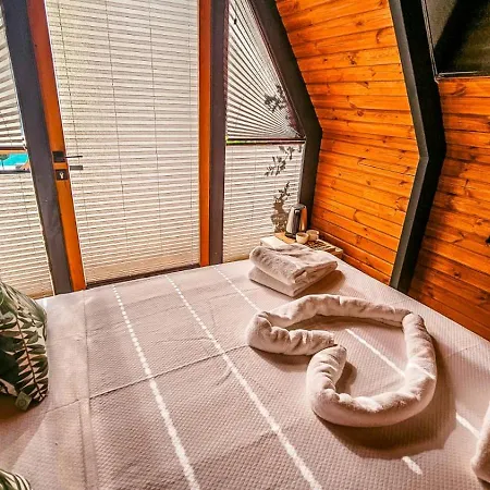 Otel Elasu *